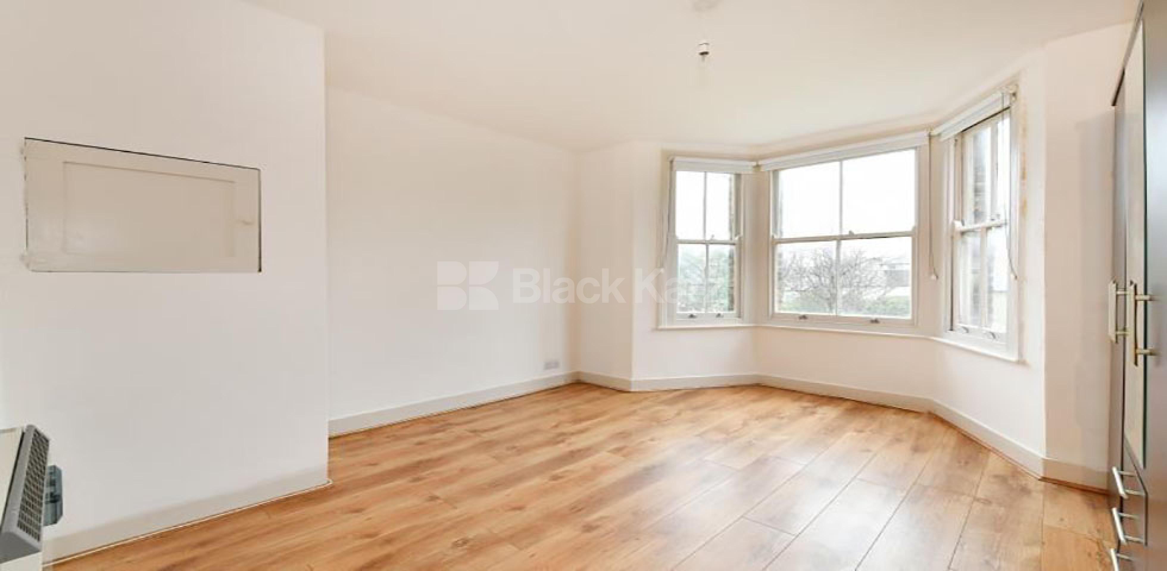 			NEW INSTRUCTION!, Studio Apartment, 1 bath, 0 reception Studio			 Tottenham Lane, CROUCH END N8